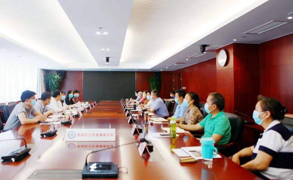刑警娱乐圈最新聚焦，揭秘热议三大要点